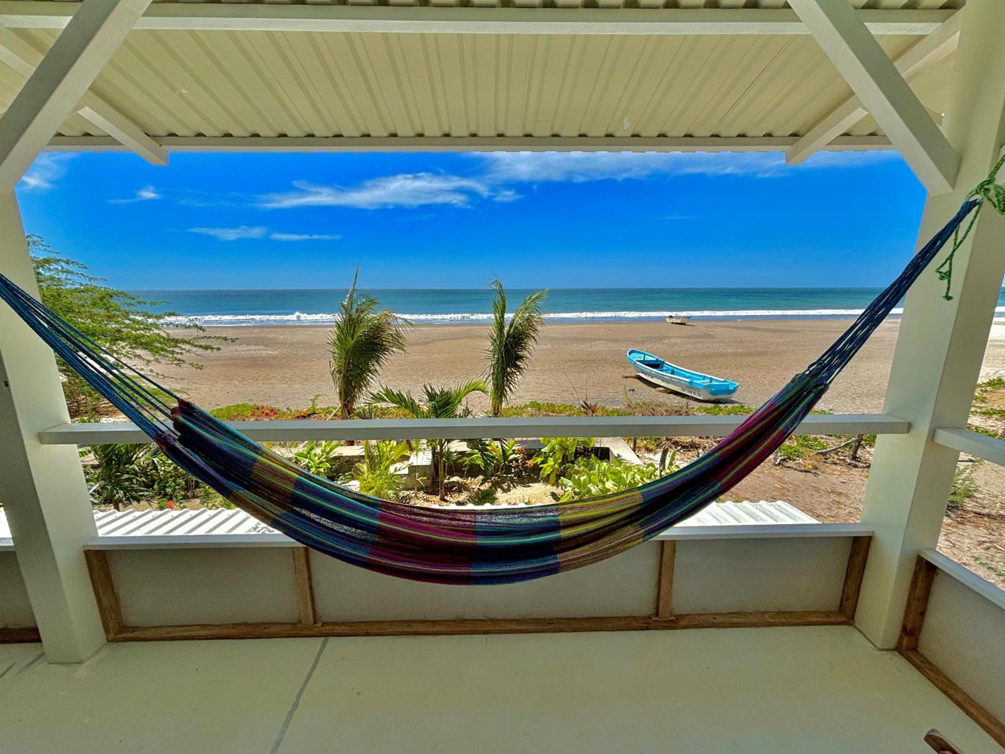Stella Mar Oceanfront Hotel Попойо Экстерьер фото