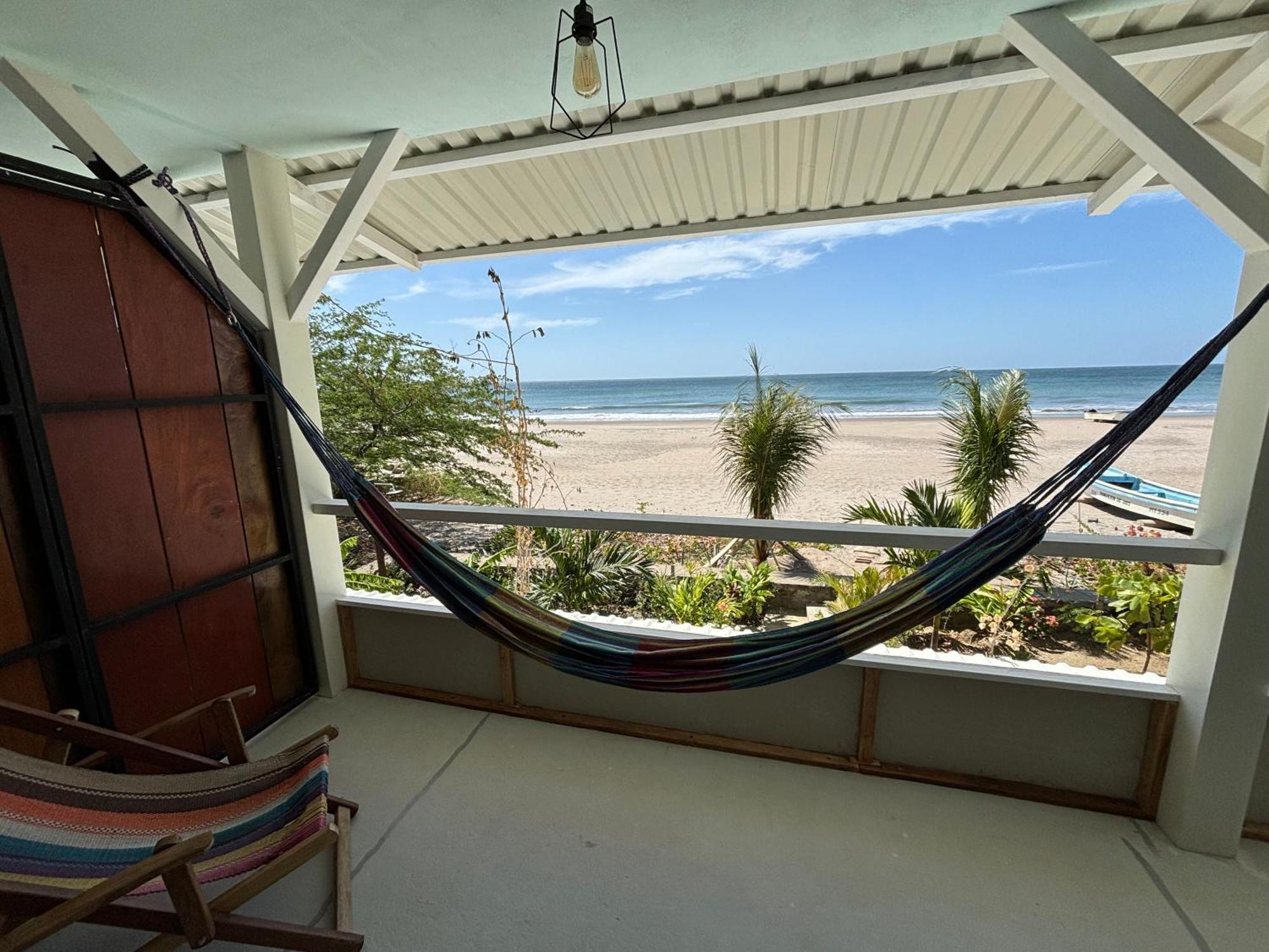 Stella Mar Oceanfront Hotel Попойо Экстерьер фото