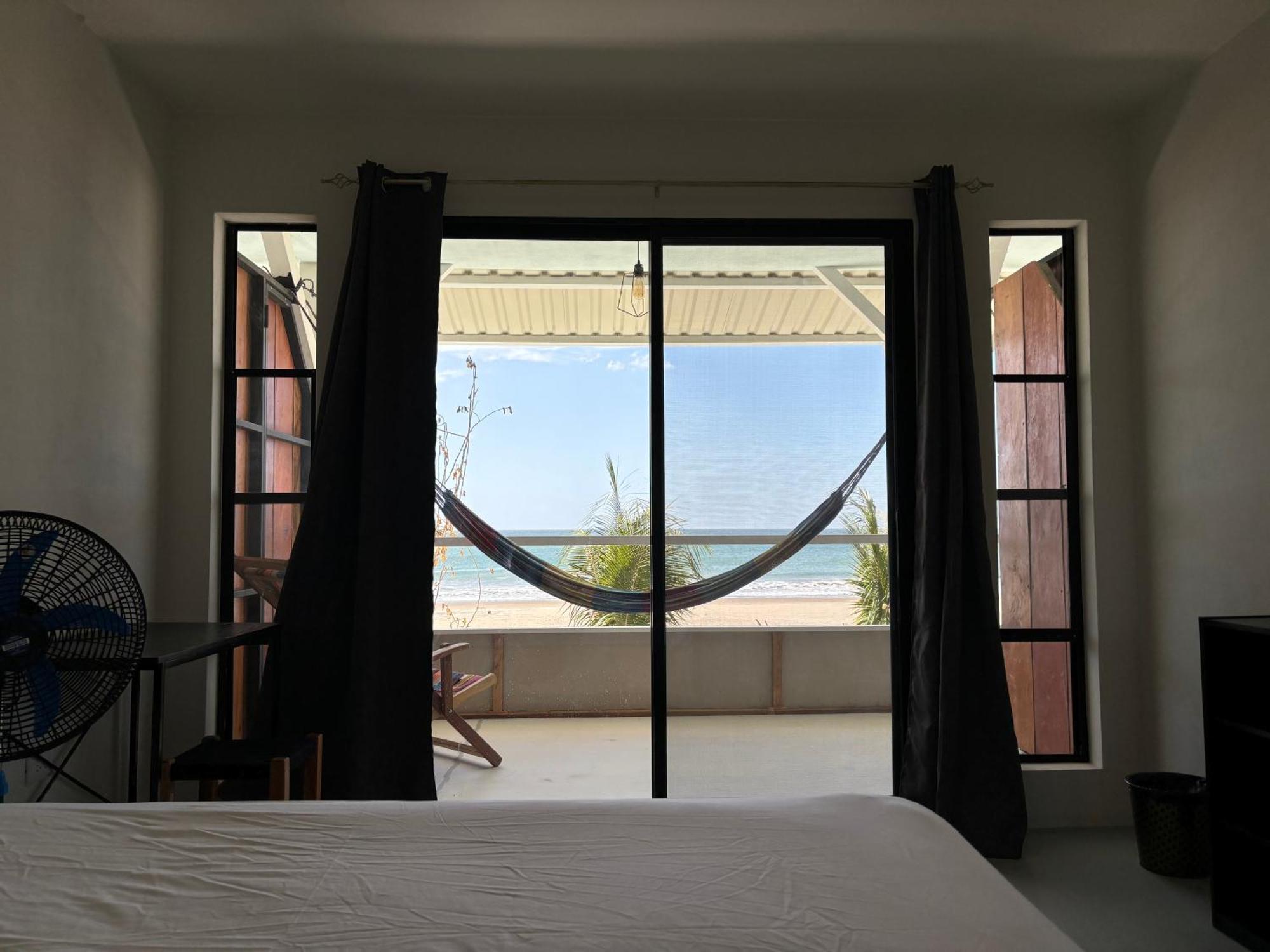 Stella Mar Oceanfront Hotel Попойо Экстерьер фото
