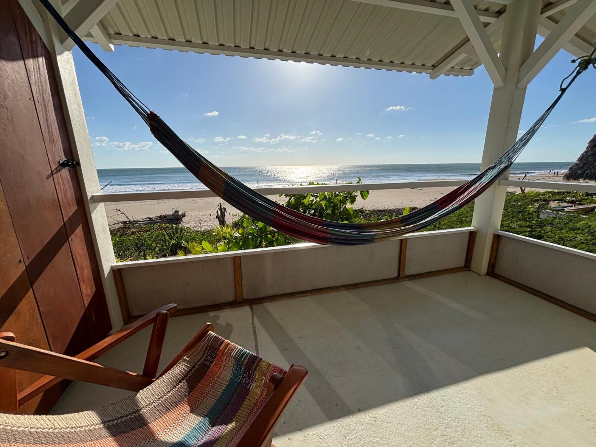 Stella Mar Oceanfront Hotel Попойо Экстерьер фото