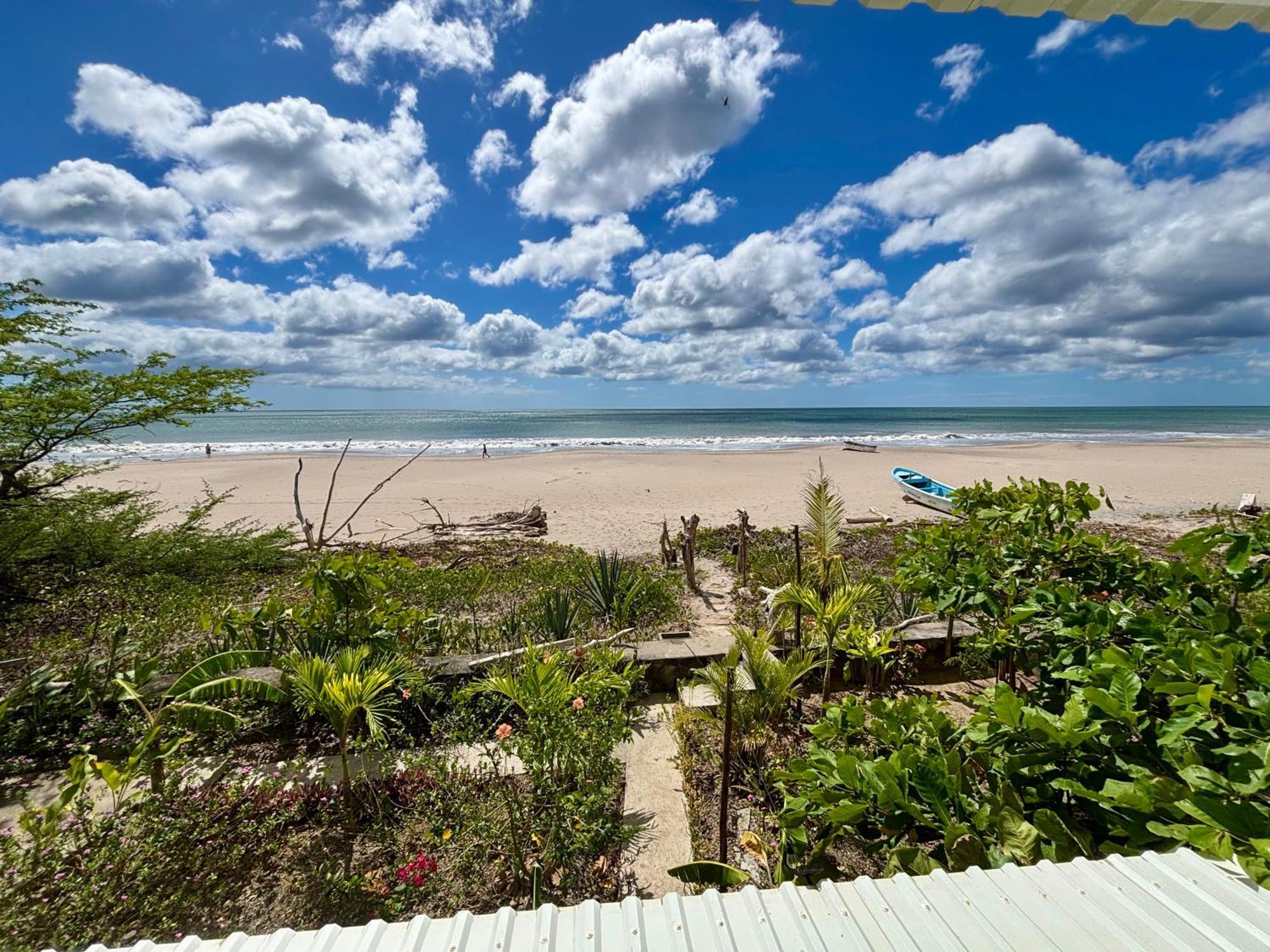 Stella Mar Oceanfront Hotel Попойо Экстерьер фото