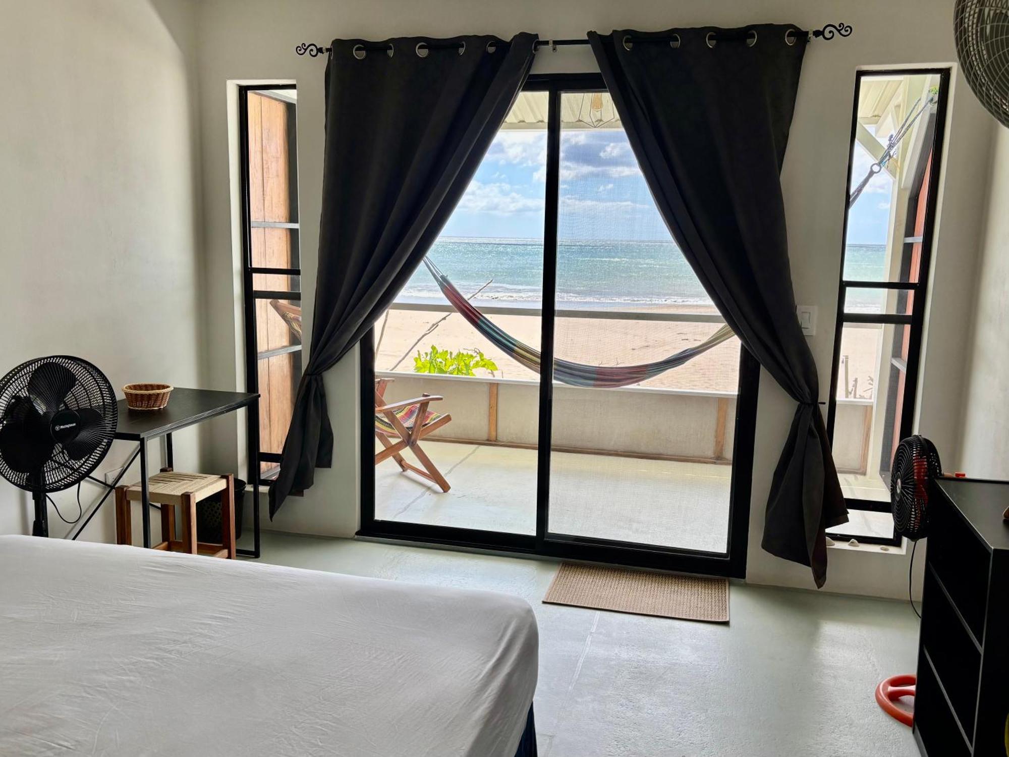 Stella Mar Oceanfront Hotel Попойо Экстерьер фото