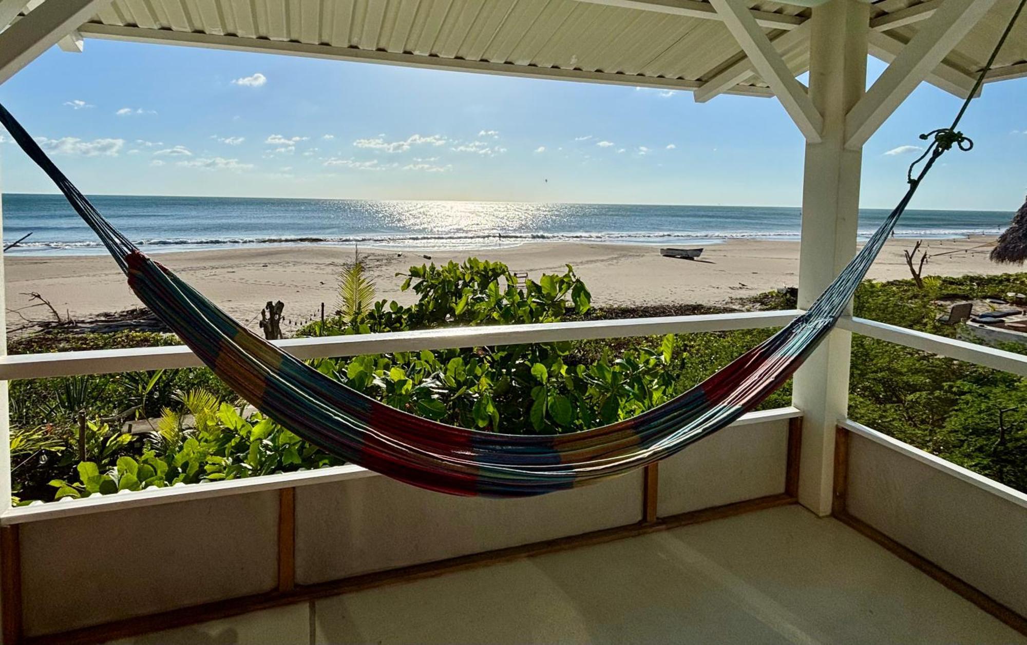 Stella Mar Oceanfront Hotel Попойо Экстерьер фото